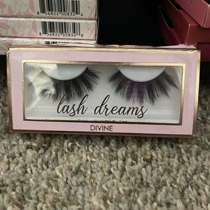 Lash Dreams Eyelashes